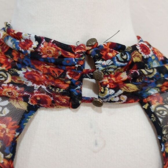 NEW! Free People All Dolled Up Floral Mesh Long Sleeve Crop Top  Black Combo - L - Picture 8 of 12